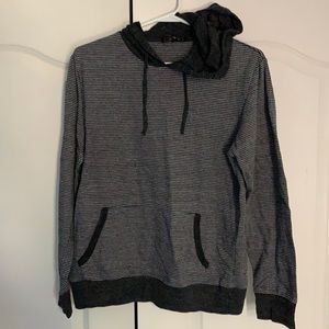 ⭐️ 3/$20 Forever 21 Black Hoodie